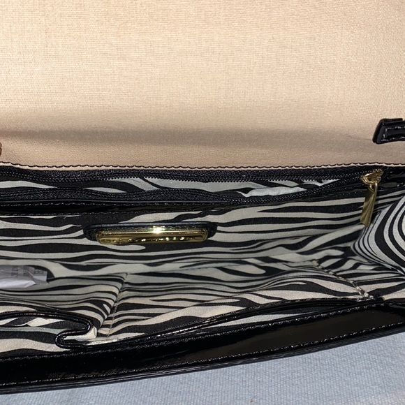 Steve Madden women’s black and gold shoulder bag - Picture 4 of 10